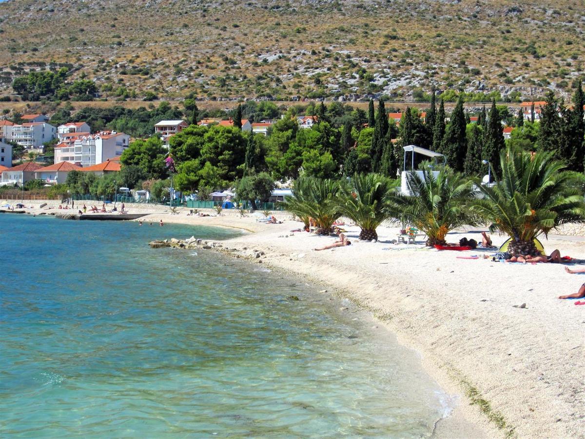 Kaja - Right Next To The Beach Trogir Extérieur photo