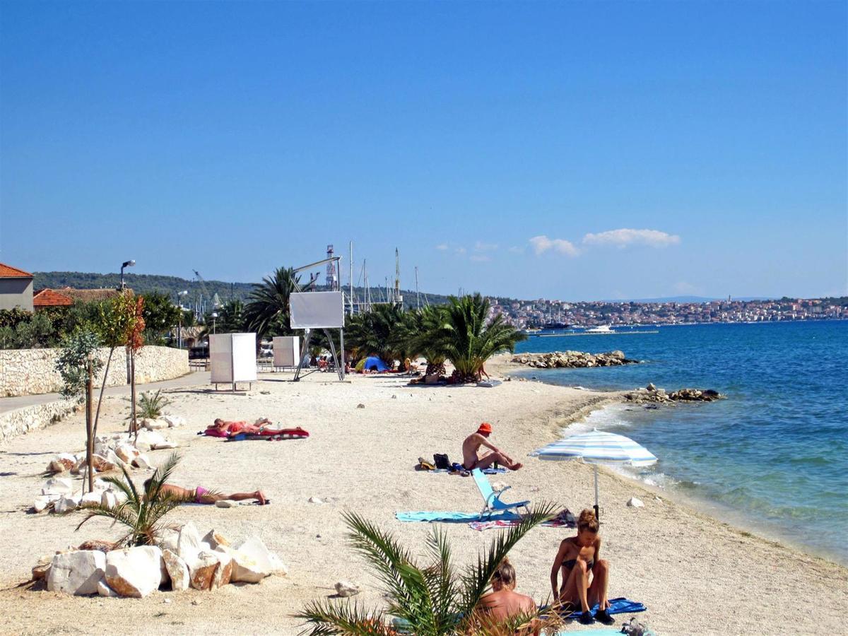Kaja - Right Next To The Beach Trogir Extérieur photo