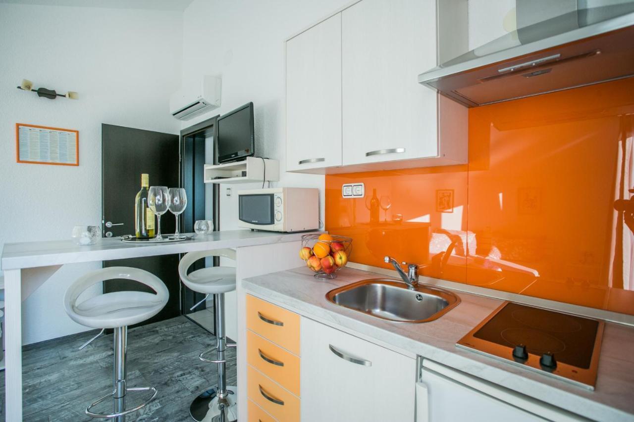 Kaja - Right Next To The Beach Trogir Extérieur photo