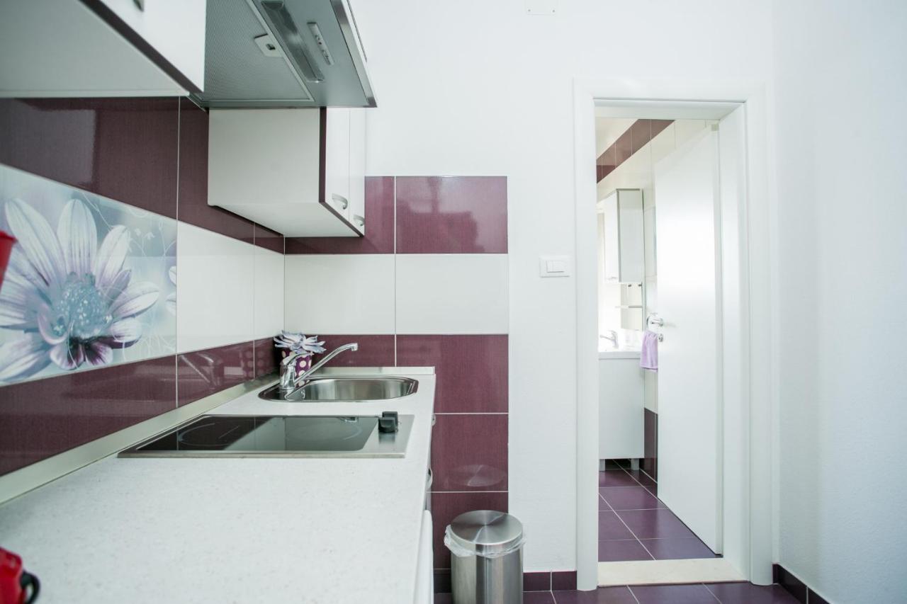 Kaja - Right Next To The Beach Trogir Extérieur photo